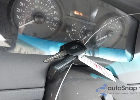 2006 Mercury Grand Marquis Ls from USA, damaged, VIN 2MEFM75V66X629329